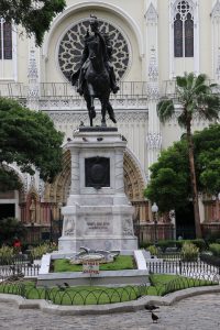 Guayaquil - Parque Bolívar / Parque Seminario