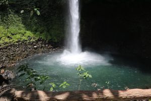 Der La Fortuna Wasserfall Park